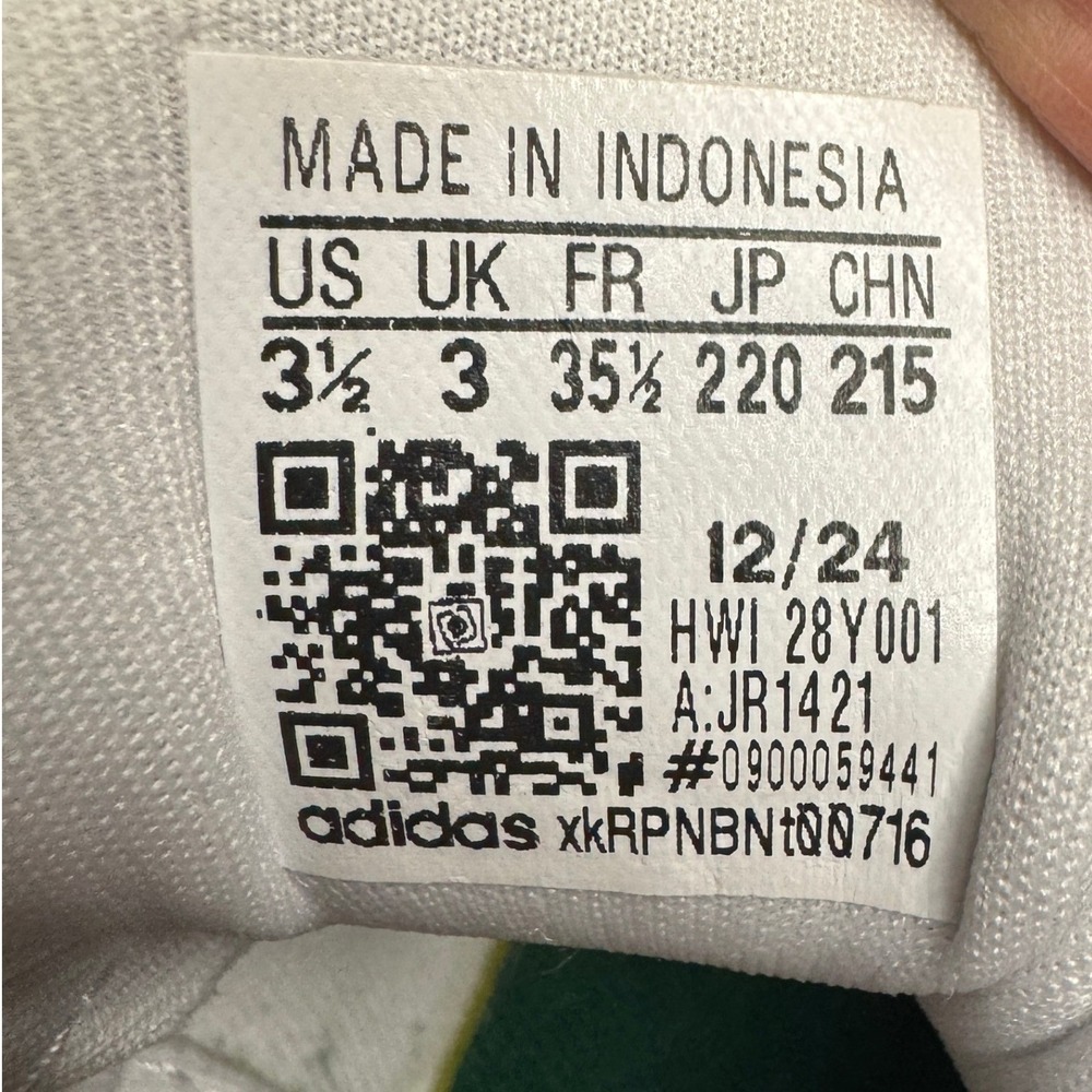 Adidas Ultrabounce Dreamstrike Kids Running Shoes White Green JR1421 Size 3.5Y - Picture 7 of 7